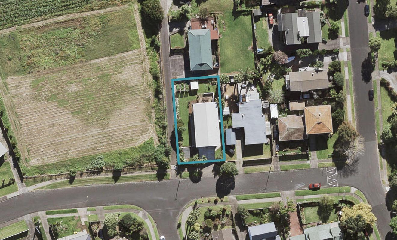 26 Ridgemount Rise, Mangere Bridge, Auckland - Carousel 1