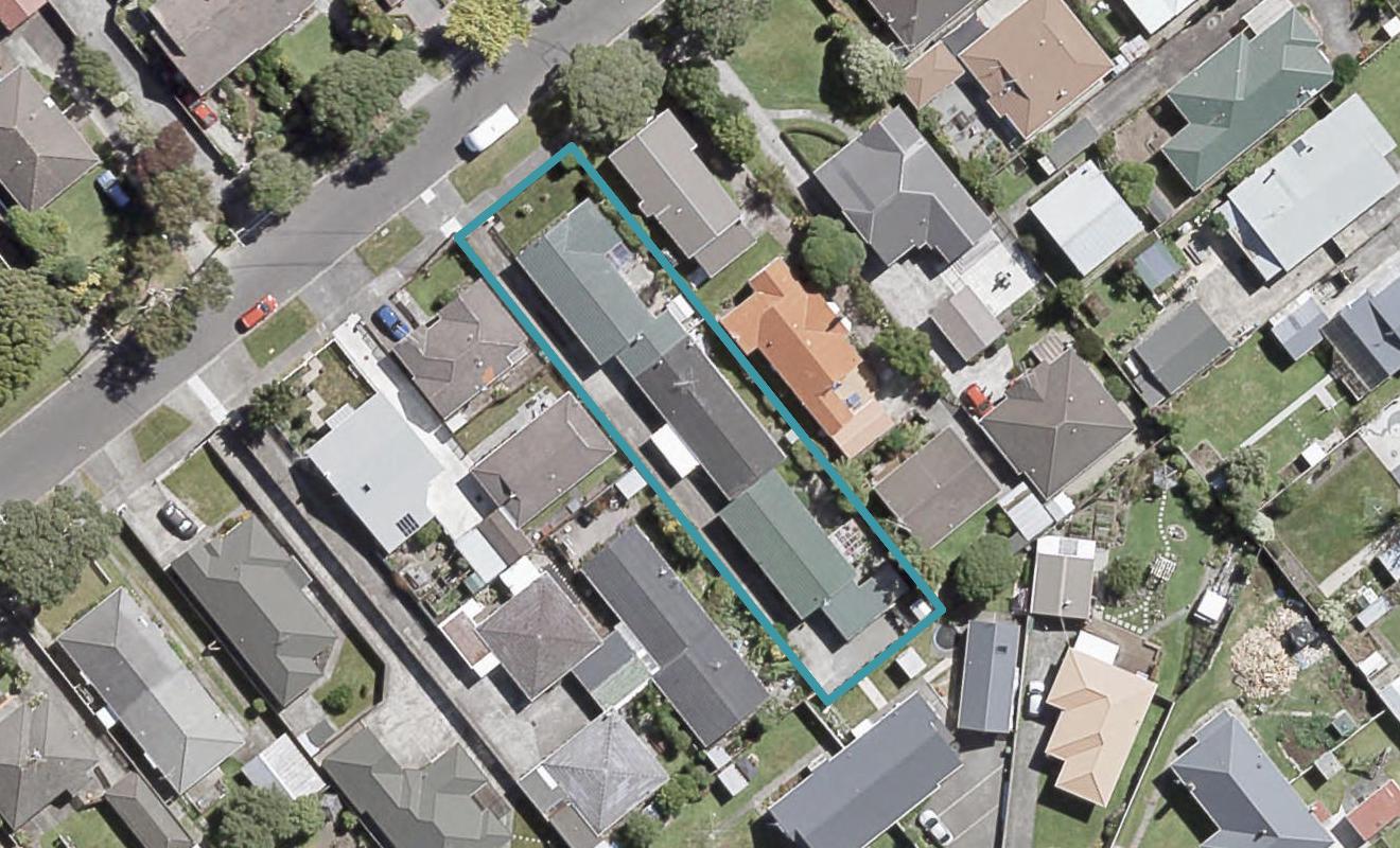 2/44 Bauchop RD, Waterloo, Lower Hutt - Carousel 1