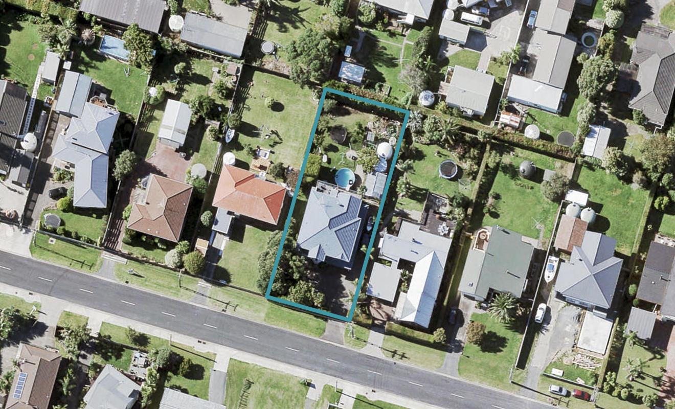 33 Karaka Road, Beachlands, Auckland - Carousel 1