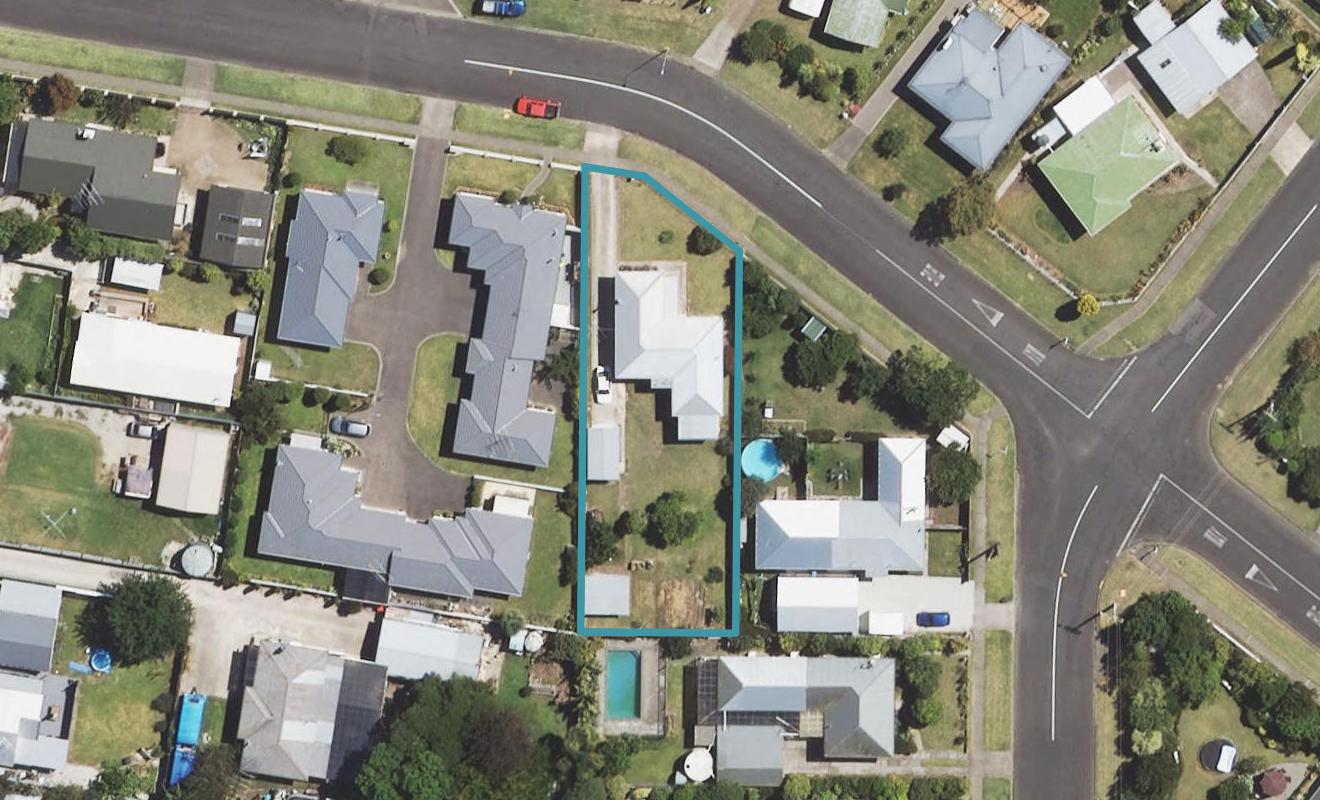 16 Emily Street, Riverdale, Gisborne - Carousel 1