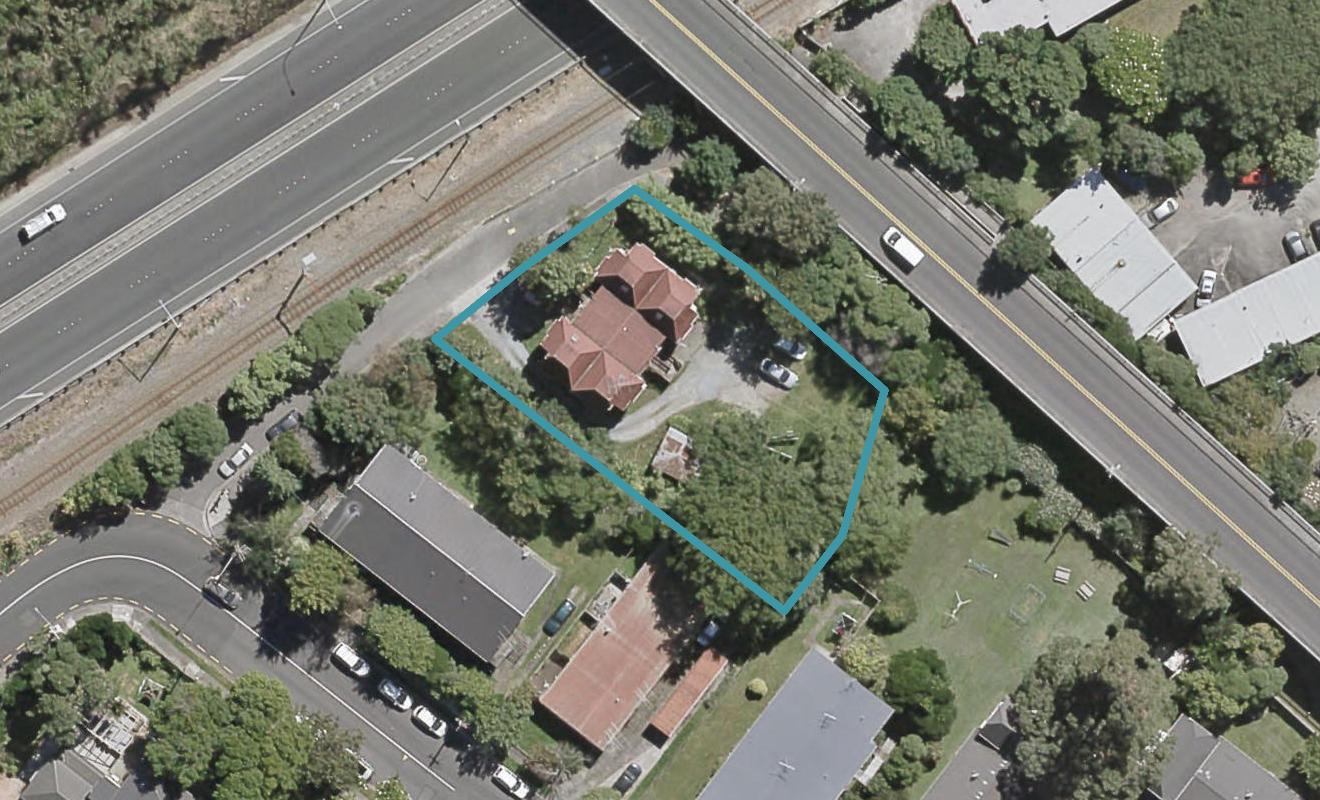 2/24 PARLIAMENT ST, Melling, Lower Hutt - Carousel 1