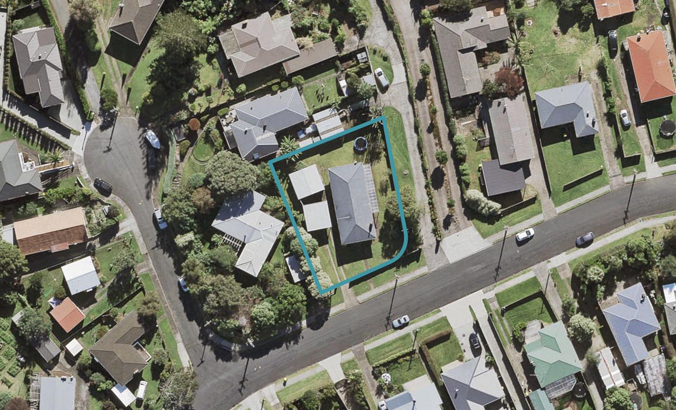 27 Wellesley Road, Mangere Bridge, Auckland - Carousel 1