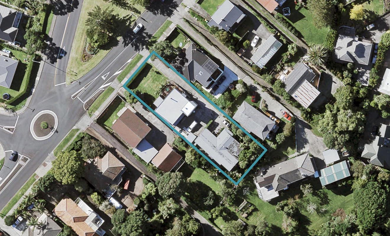 1/40 Minerva Terrace, Howick, Auckland - Carousel 1