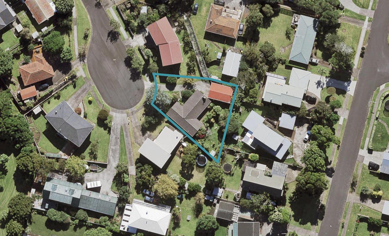 8 Witla Court, Mangere Bridge, Auckland - Carousel 1