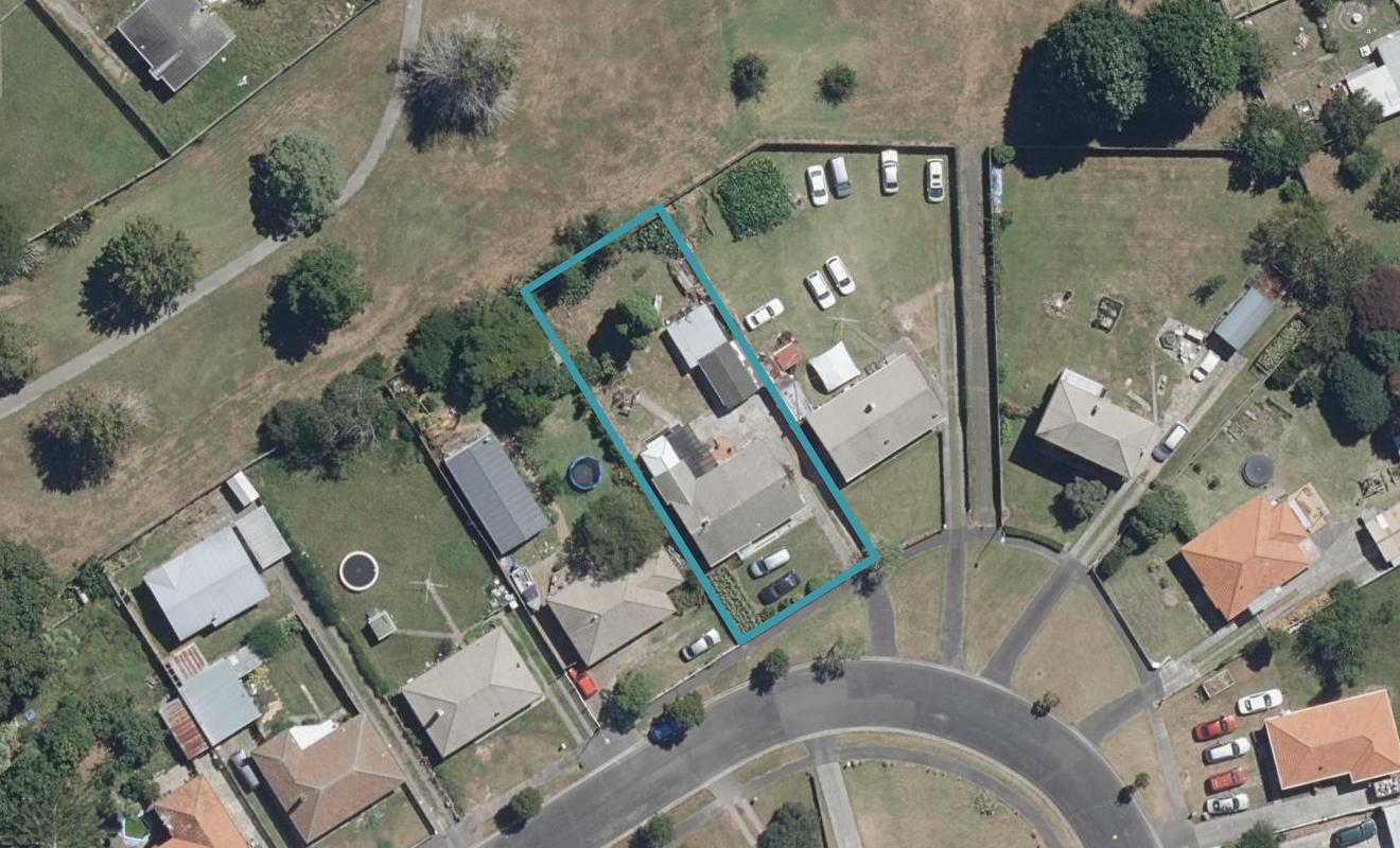 31 Ross Crescent, Fairfield, Hamilton - Carousel 1