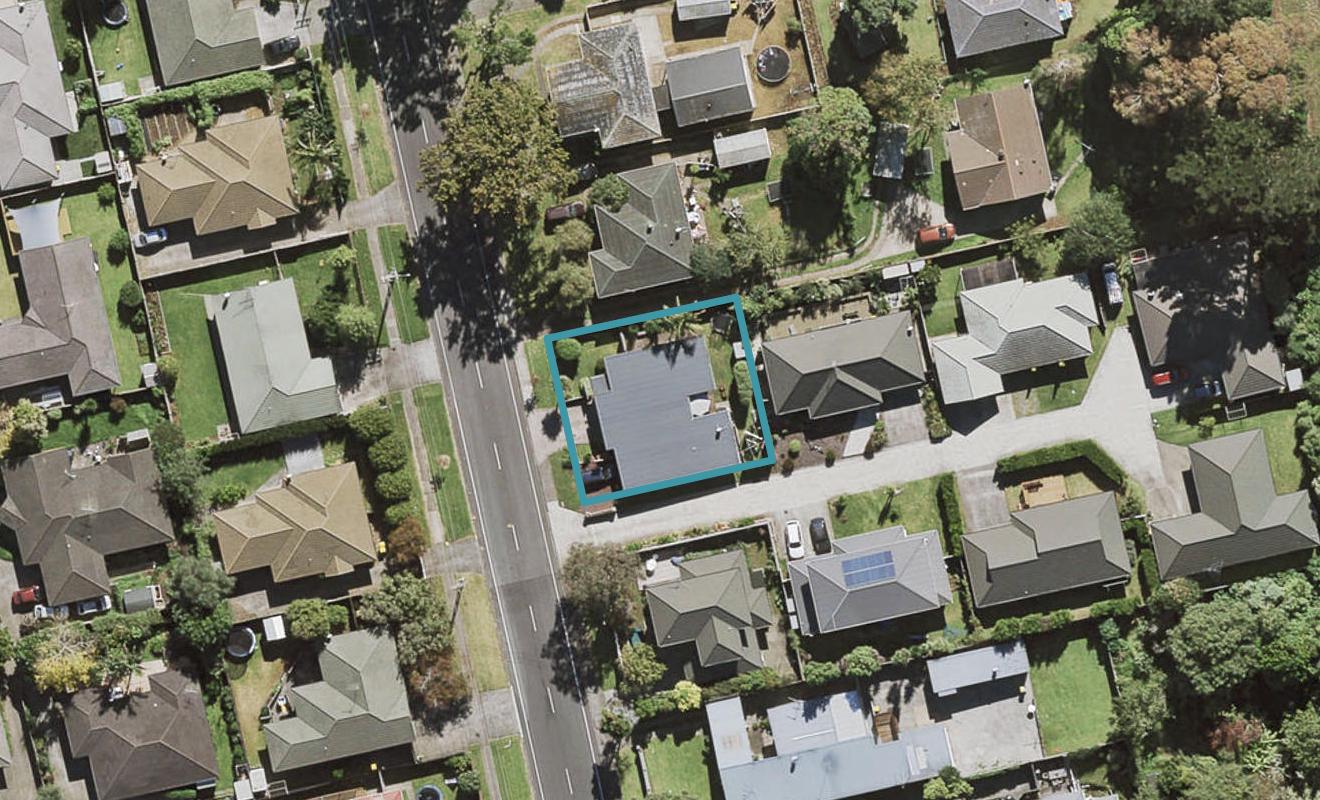 56 Crawford Avenue, Mangere Bridge, Auckland - Carousel 1