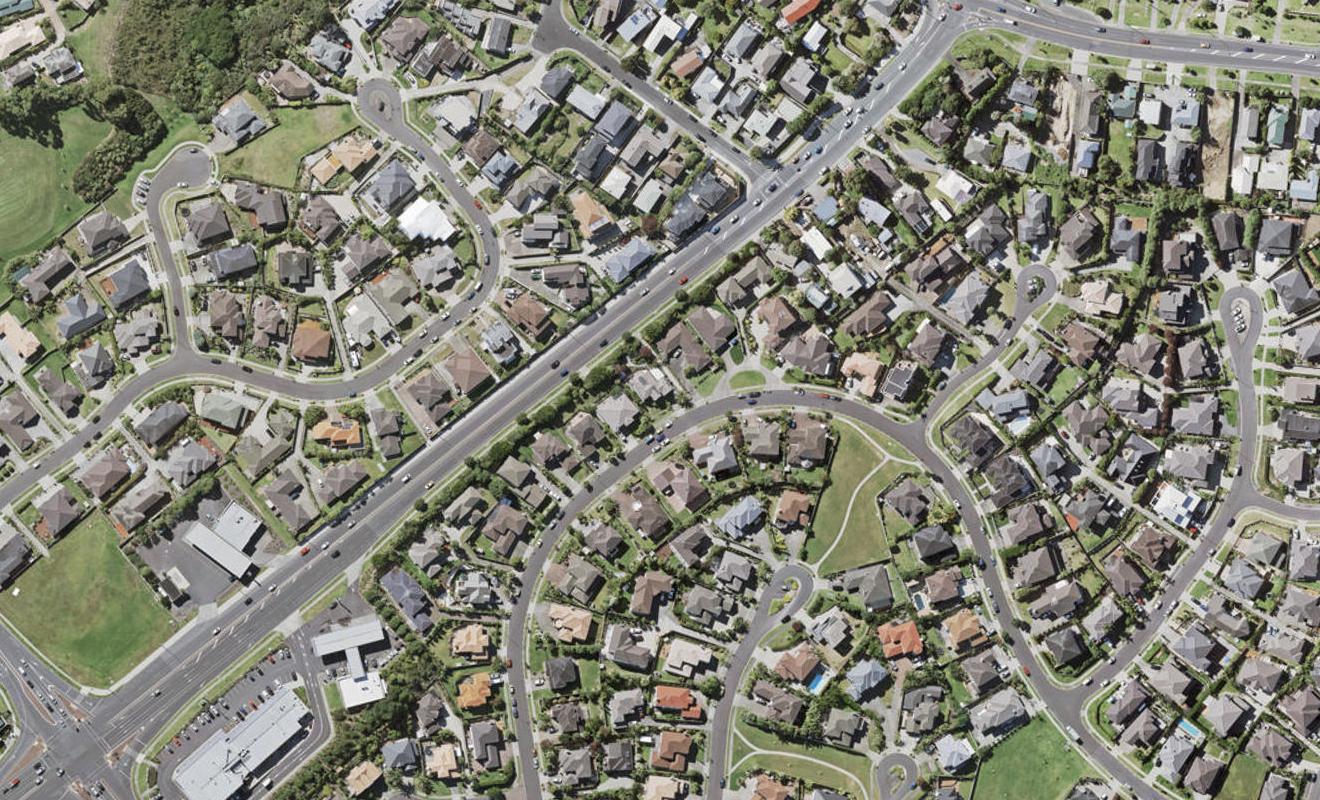 38 Killybegs Drive, Pinehill, Auckland - Carousel 1