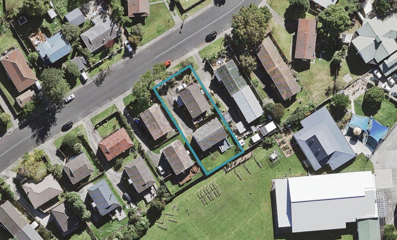 2/127 Lynn Road, Bayview, Auckland - Carousel 1
