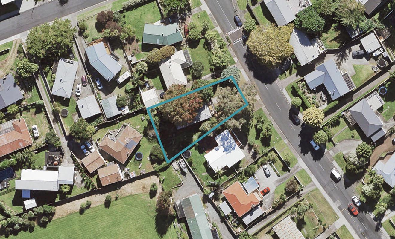 72 Lauderdale Road, Birkdale, Auckland - Carousel 1