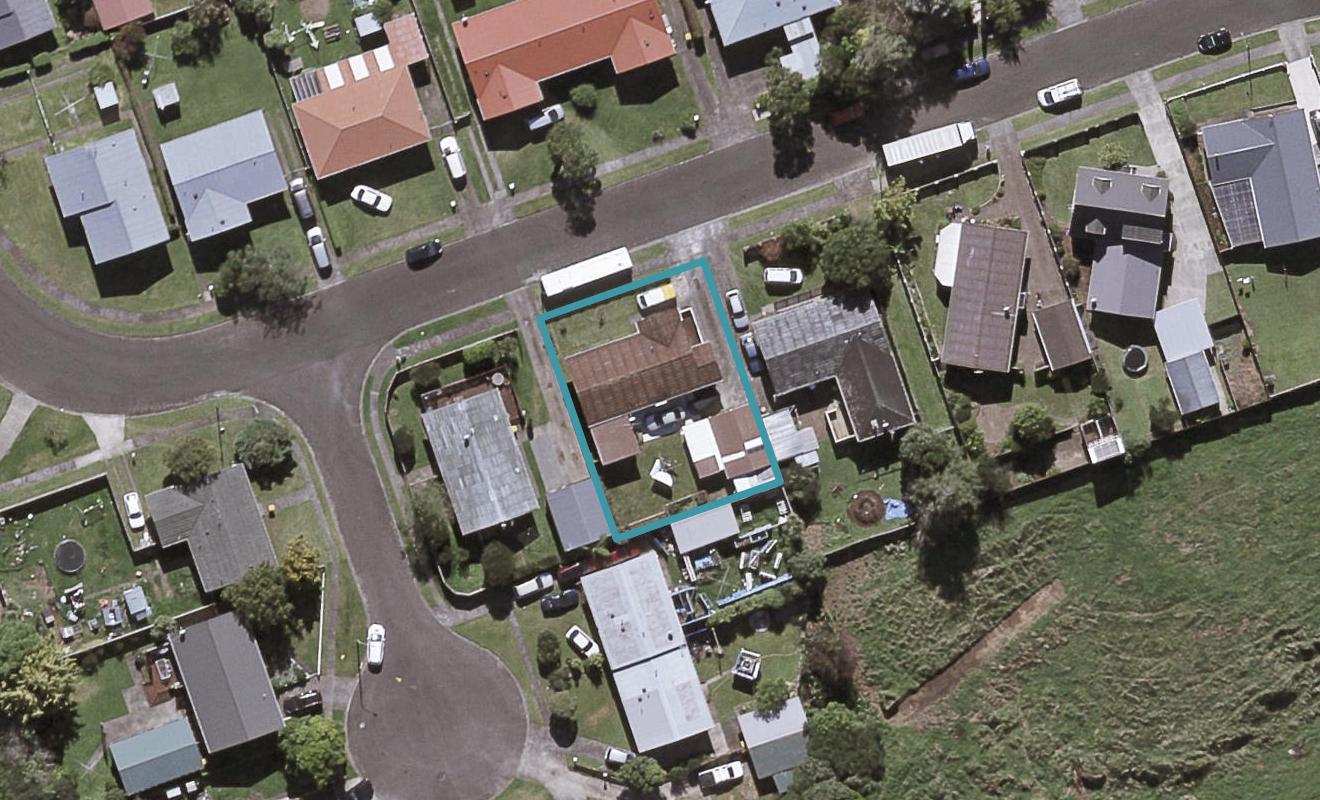 32 Trelawney Crescent, Westown, New Plymouth - Carousel 1
