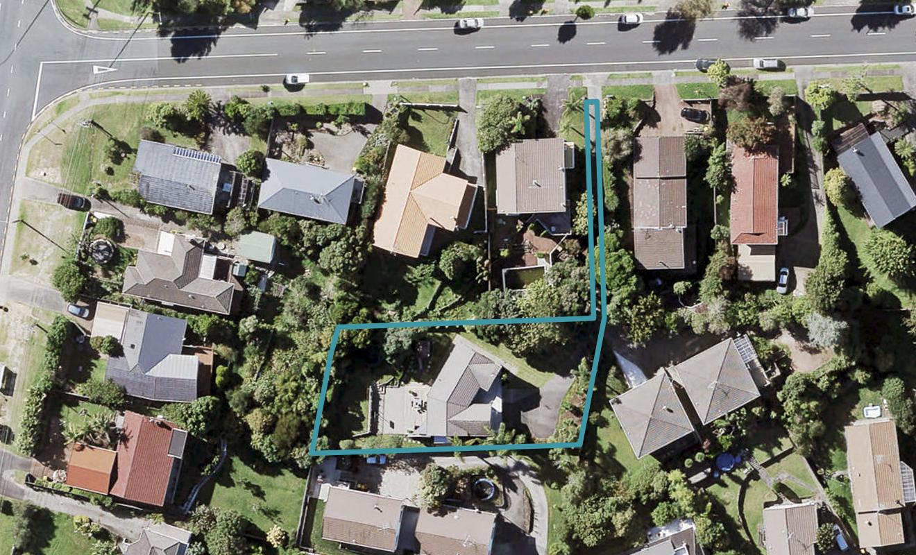 106 John Downs Drive, Browns Bay, Auckland - Carousel 1