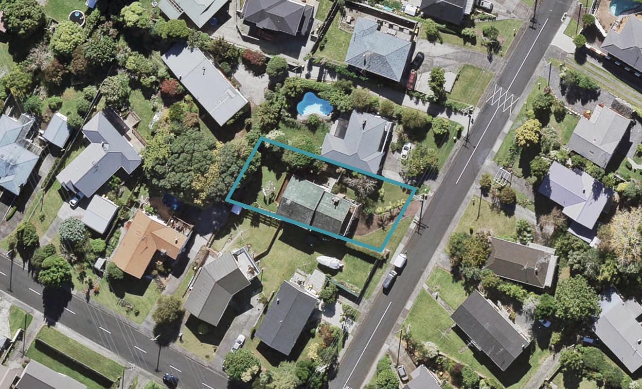 4 Merchant Avenue, Te Atatu South, Auckland - Carousel 1