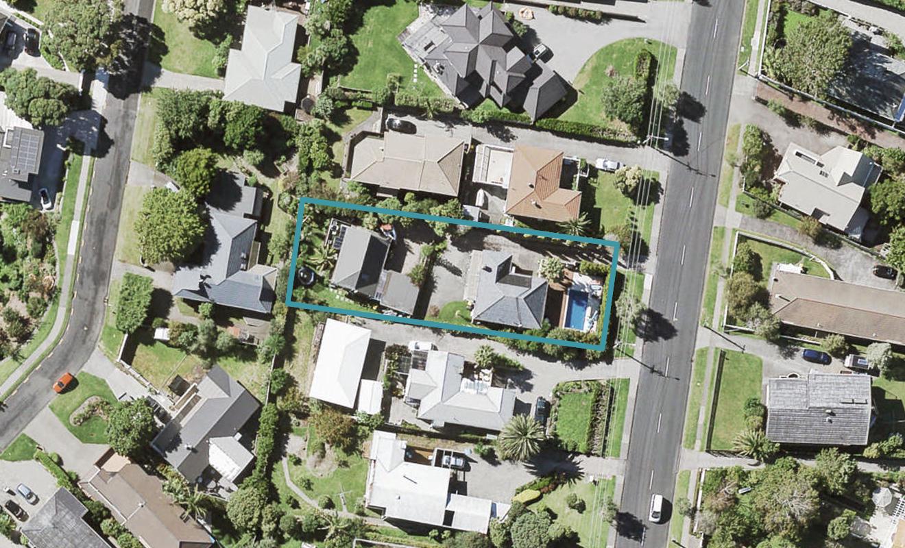 1/112 Litten Road, Cockle Bay, Auckland - Carousel 1