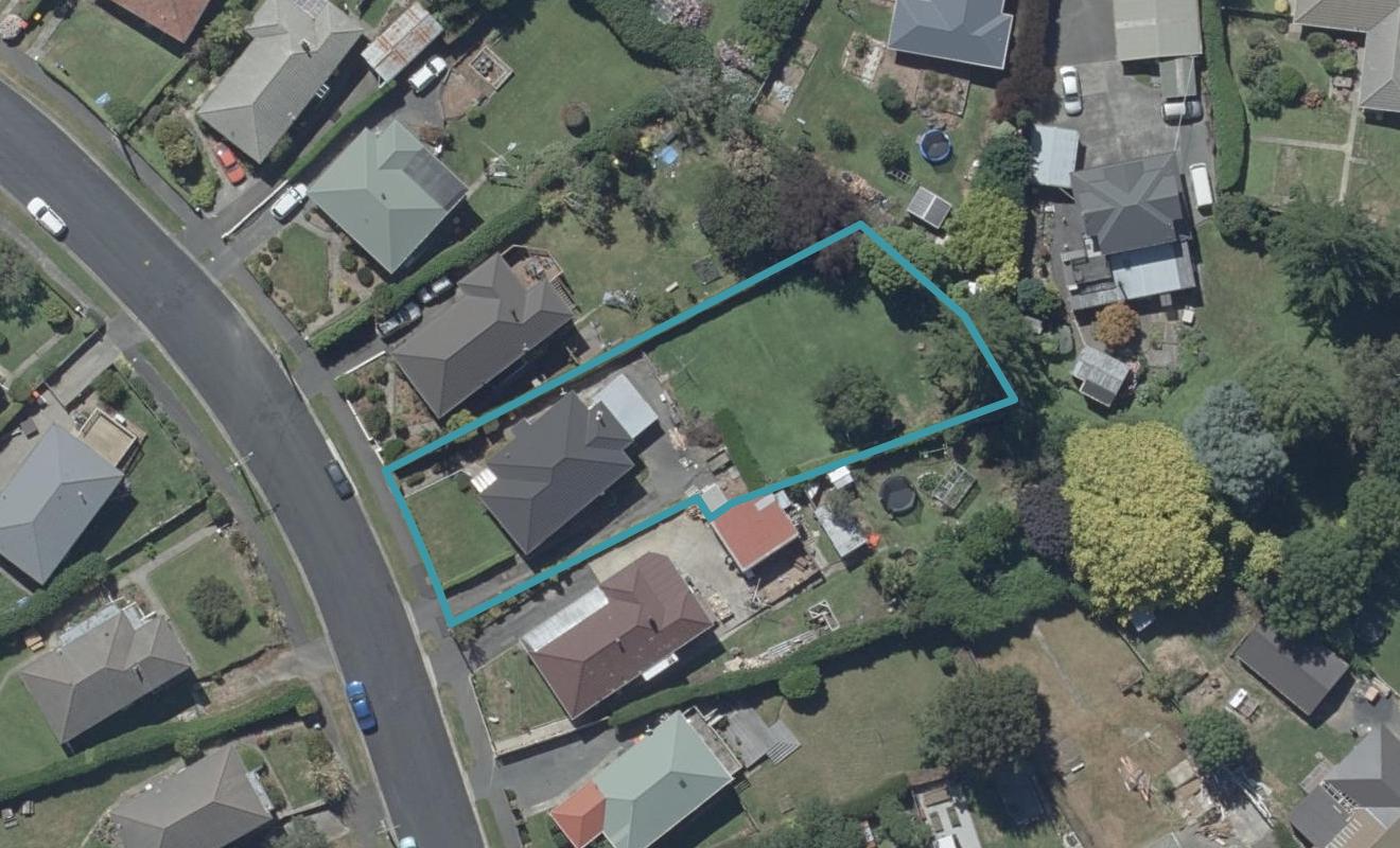 8 Balmain Street, Halfway Bush, Dunedin - Carousel 1