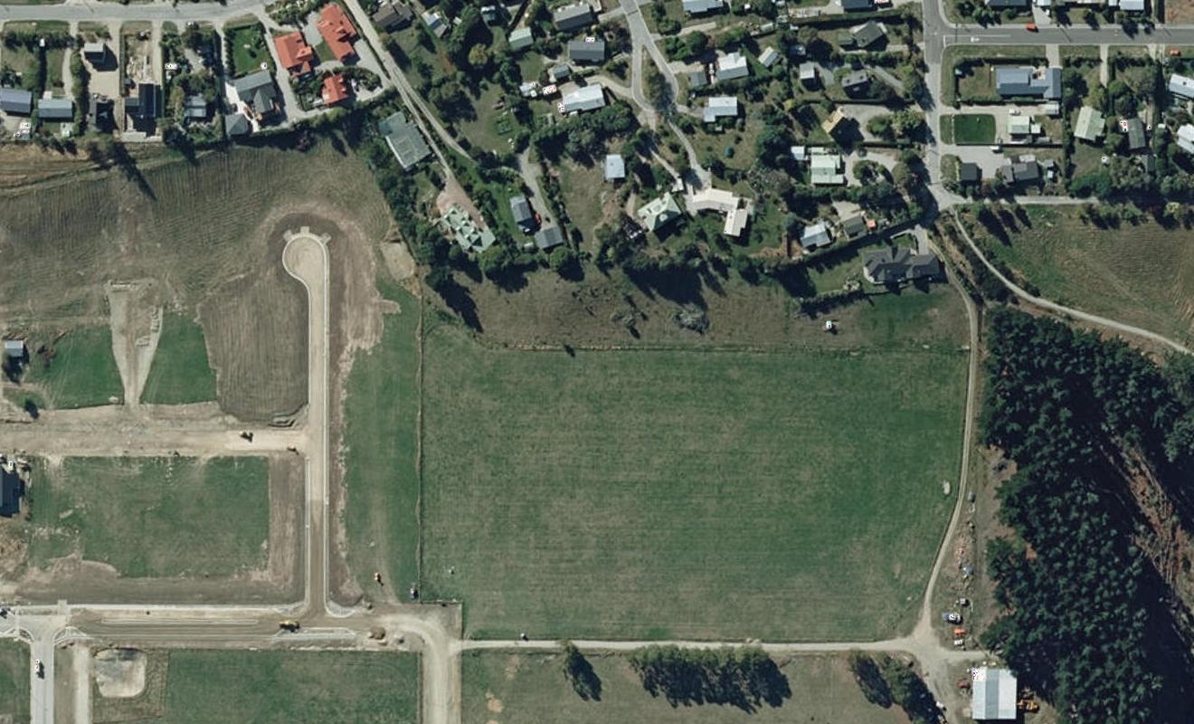 13 Tomtit Crescent, LAKE HAWEA - Carousel 1