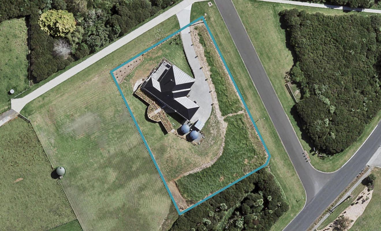 1 Opoia Drive, Waiuku - Carousel 1