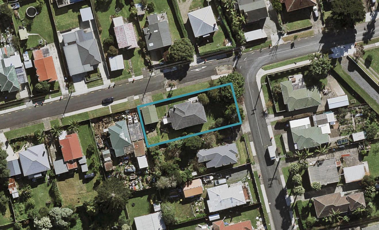 11 Ronaki Road, Otahuhu, Auckland - Carousel 1