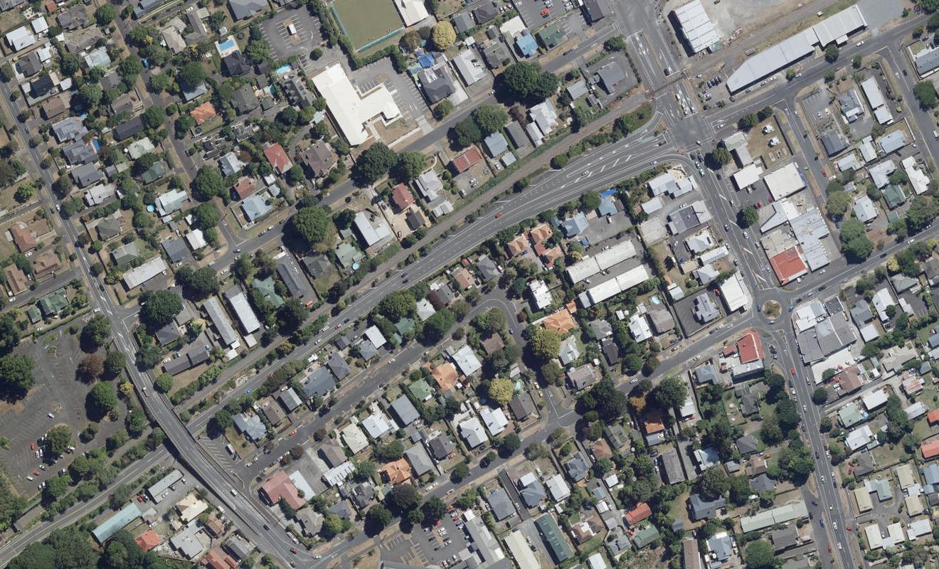 25 Myrtle Street, Hamilton East, Hamilton - Carousel 1