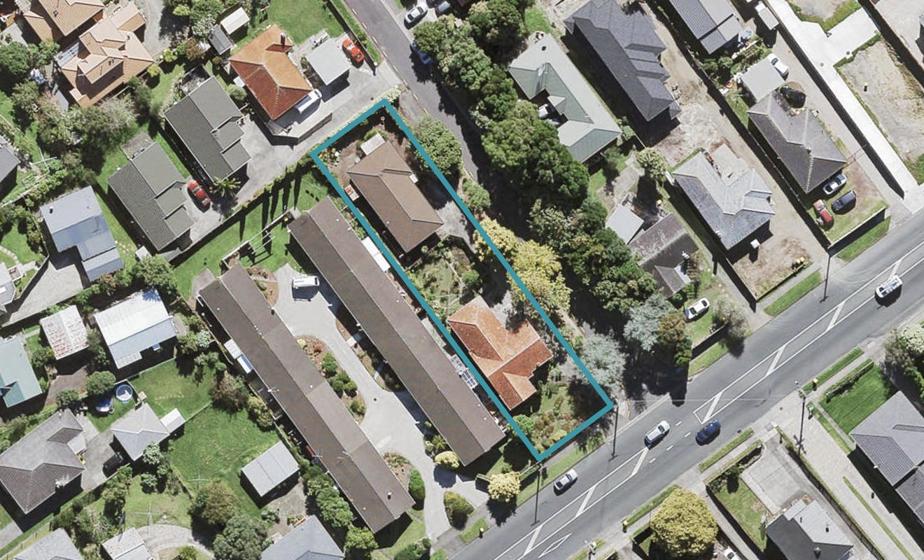 65 Titirangi Road, New Lynn, Auckland - Carousel 1