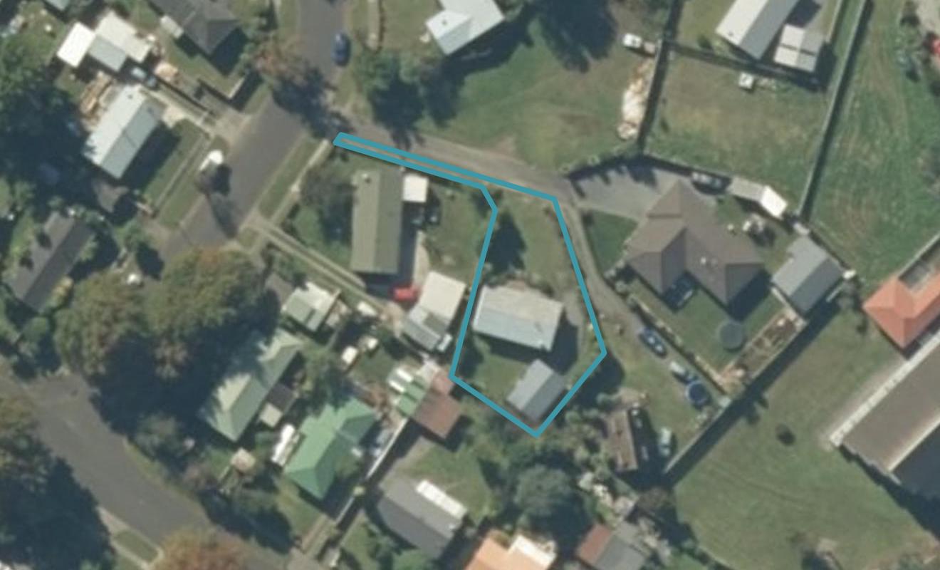 3/2 Poihaere Street, Turangi - Carousel 1