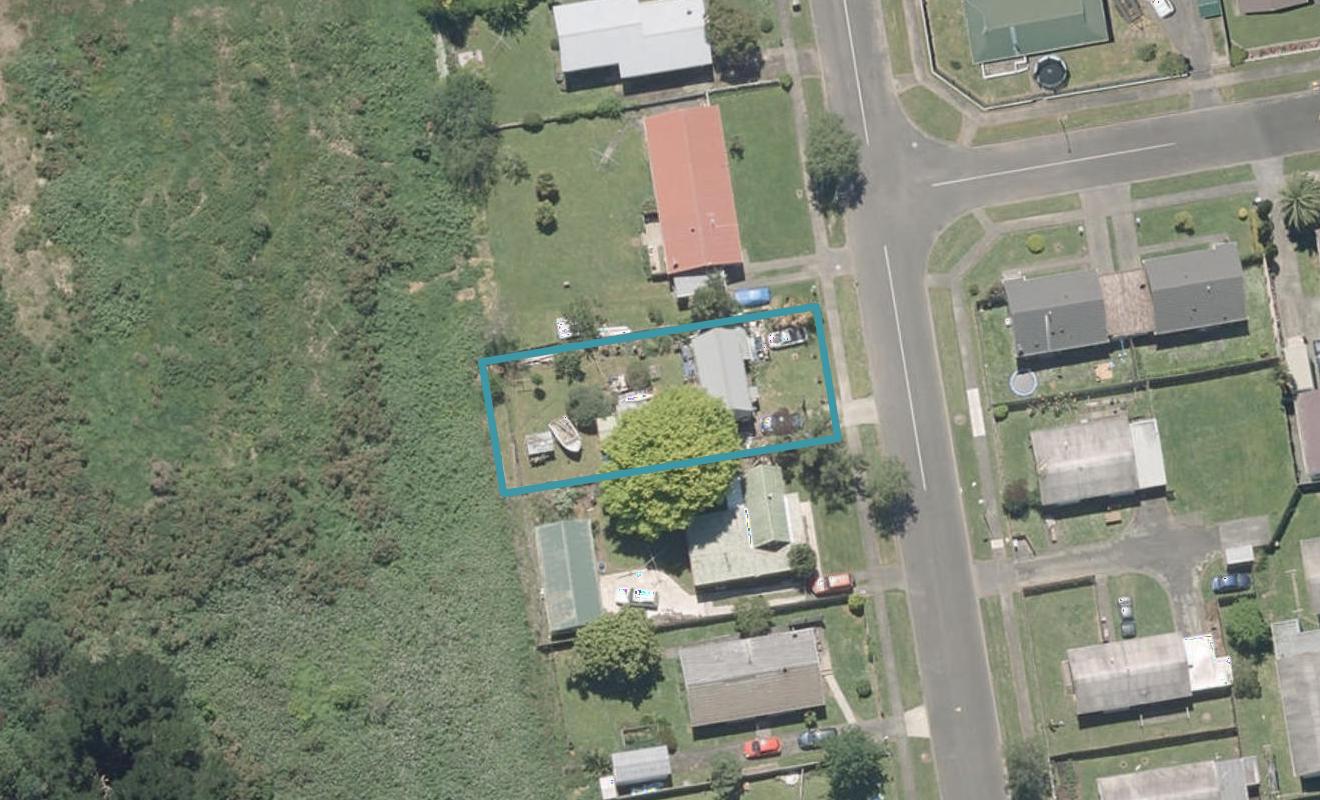 15 Savage Crescent, Aramoho, Whanganui - Carousel 1