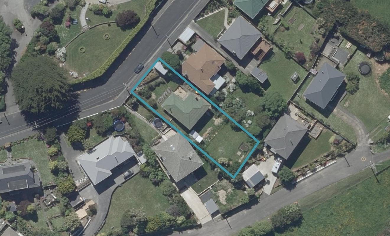 24 Spencer Street, Andersons Bay, Dunedin - Carousel 1