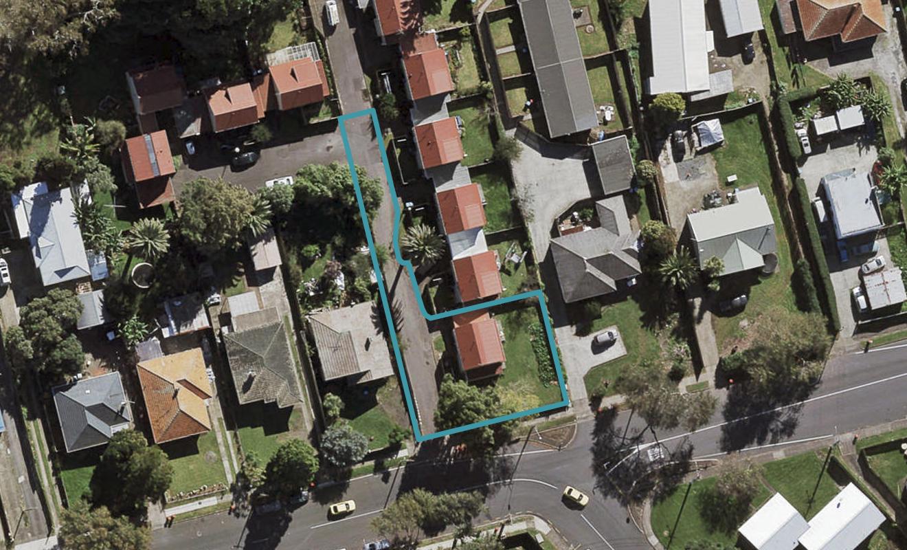 1/82 Avenue Road, Otahuhu, Auckland - Carousel 1