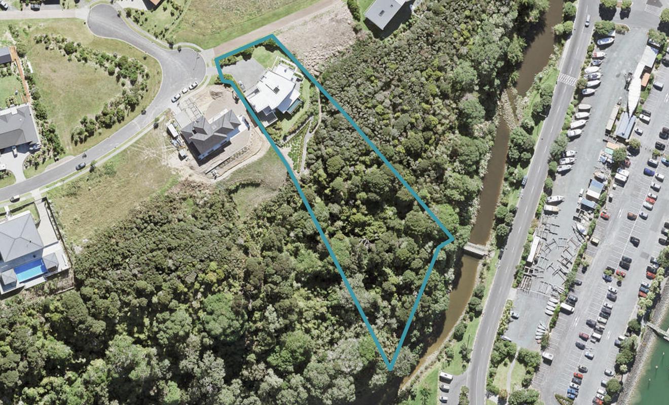 44 Balboa Drive, Matakatia, Whangaparaoa - Carousel 1