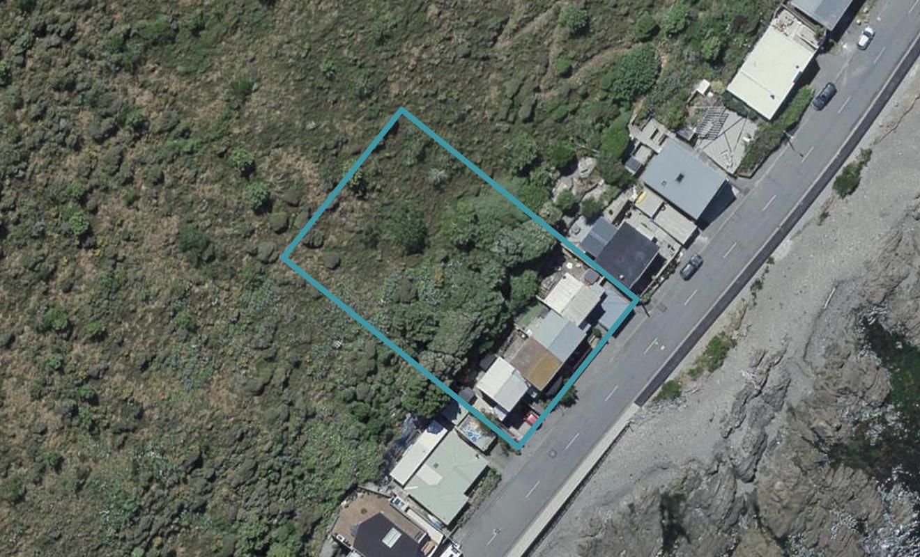 1/104 Owhiro Bay Parade, Owhiro Bay, Wellington - Carousel 1