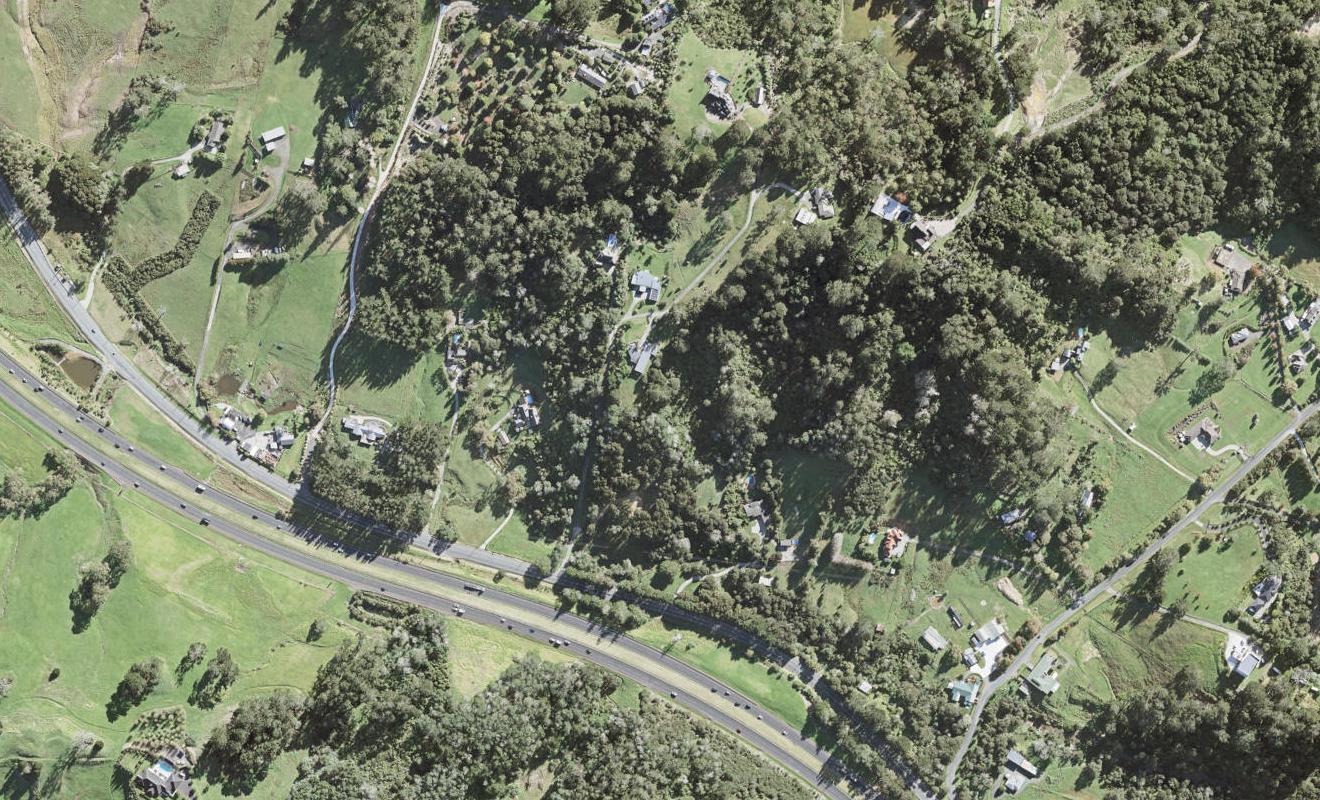 1453 East Coast Road, Albany - Carousel 1