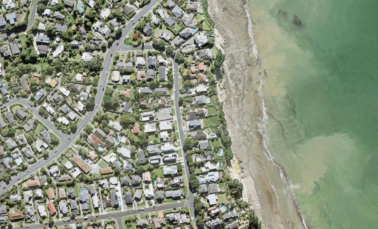 16 Sharon Road, Waiake, Auckland - Carousel 1