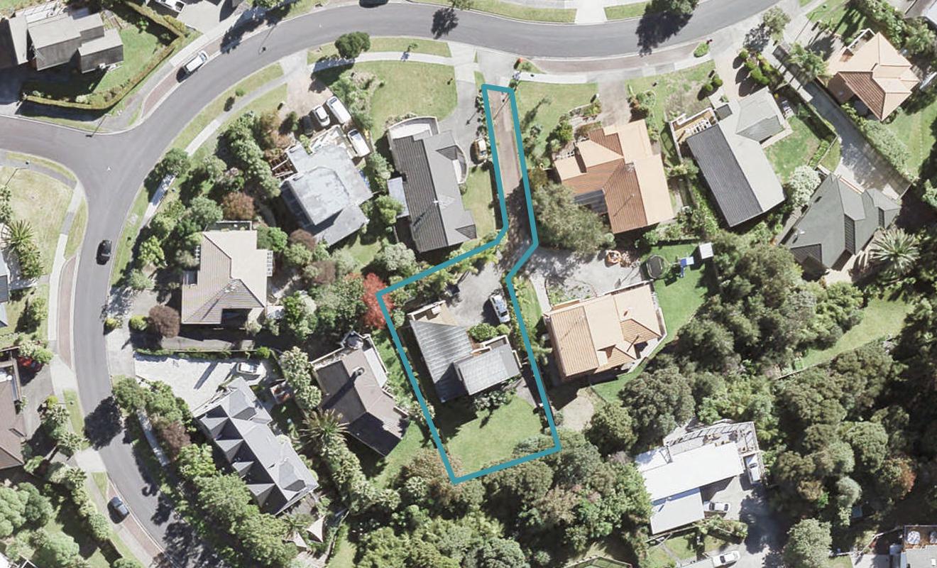 64 Kate Sheppard Avenue, Torbay, Auckland - Carousel 1