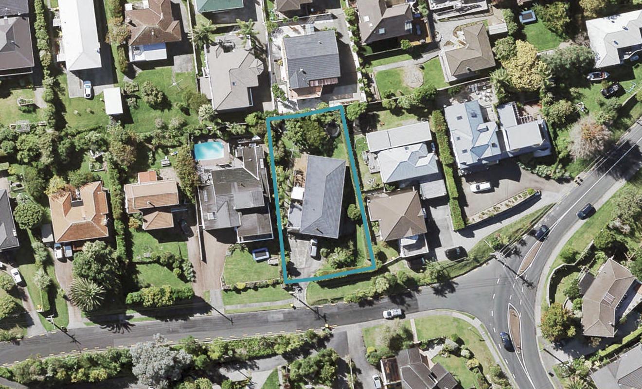 13/3 Jellicoe Road, Murrays Bay, Auckland - Carousel 1