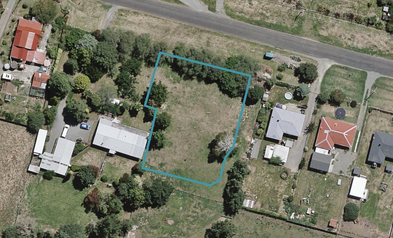 77 Owen Street, Tikokino - Carousel 1