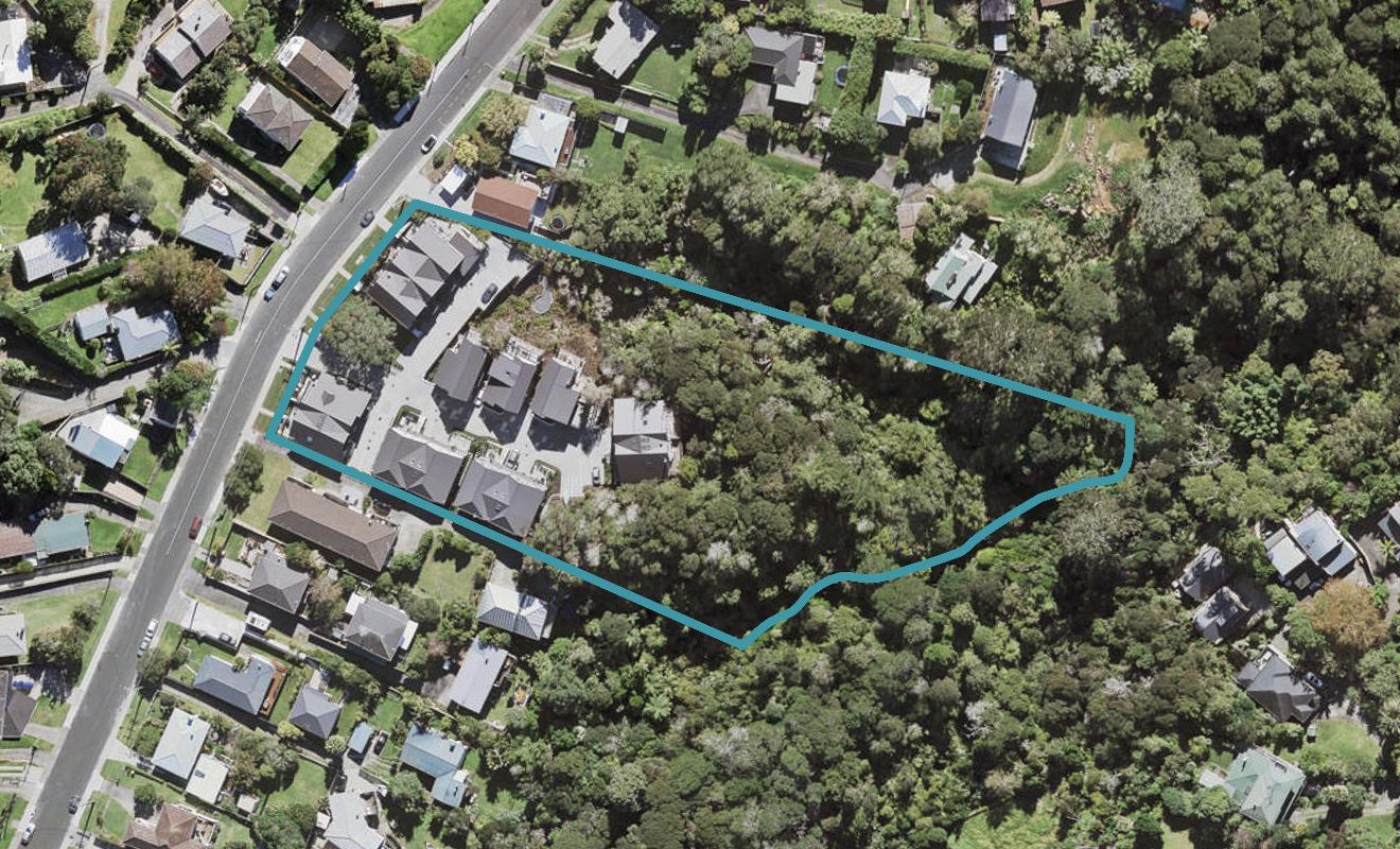 2/31 Verbena Road, Birkdale, Auckland - Carousel 1