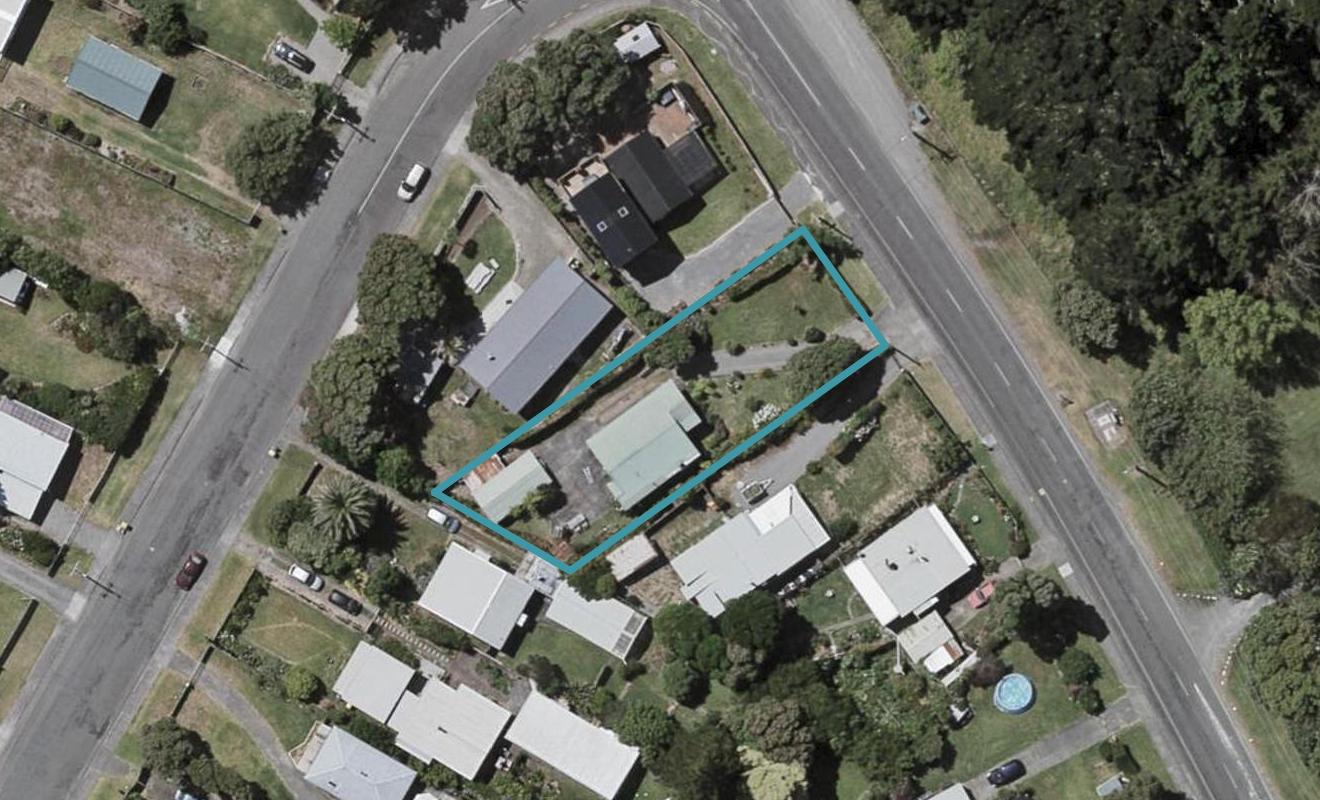 27 Rangiuru Road, Otaki Beach, Otaki - Carousel 1