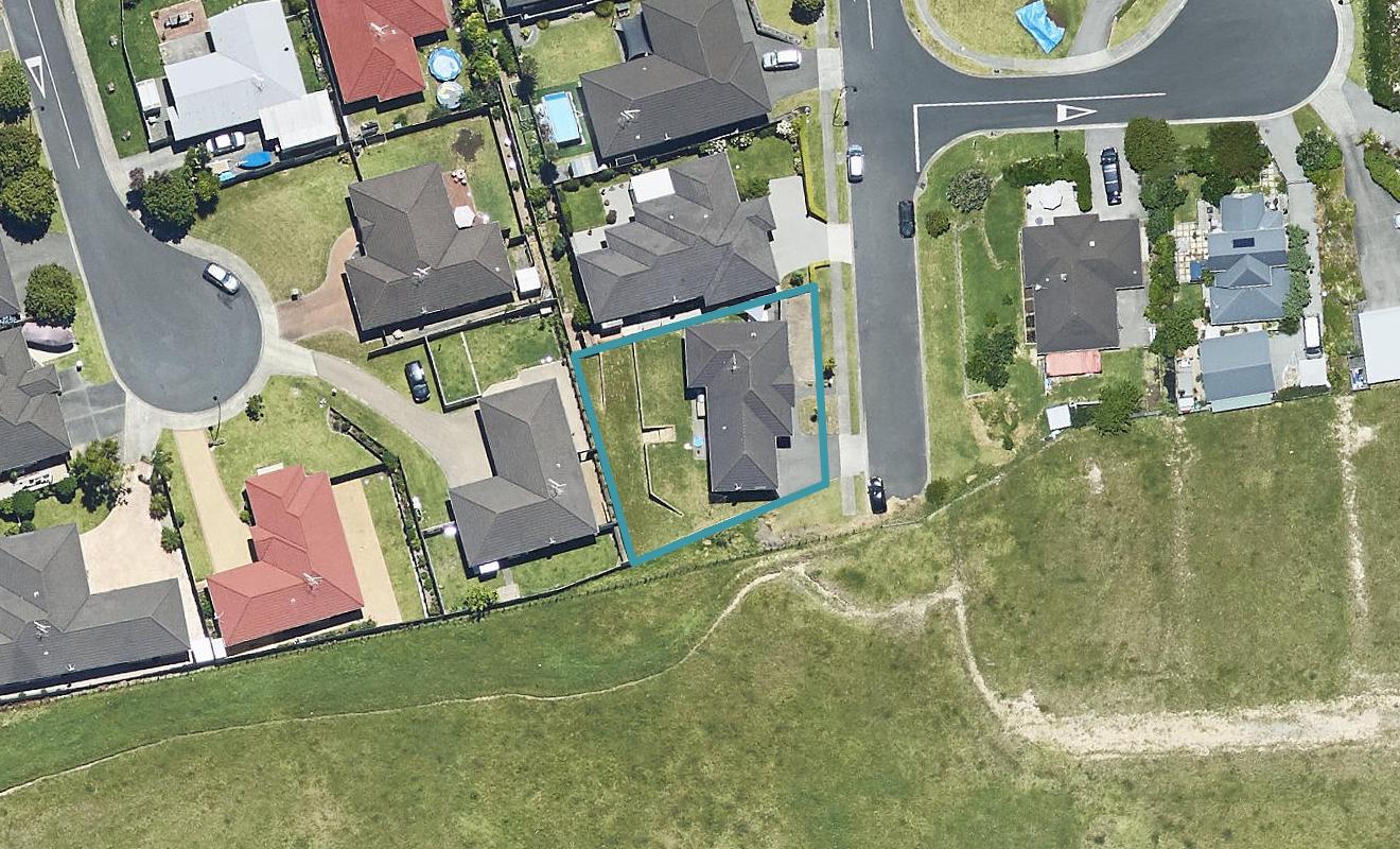 34 Kestrel Avenue, Welcome Bay, Tauranga - Carousel 1
