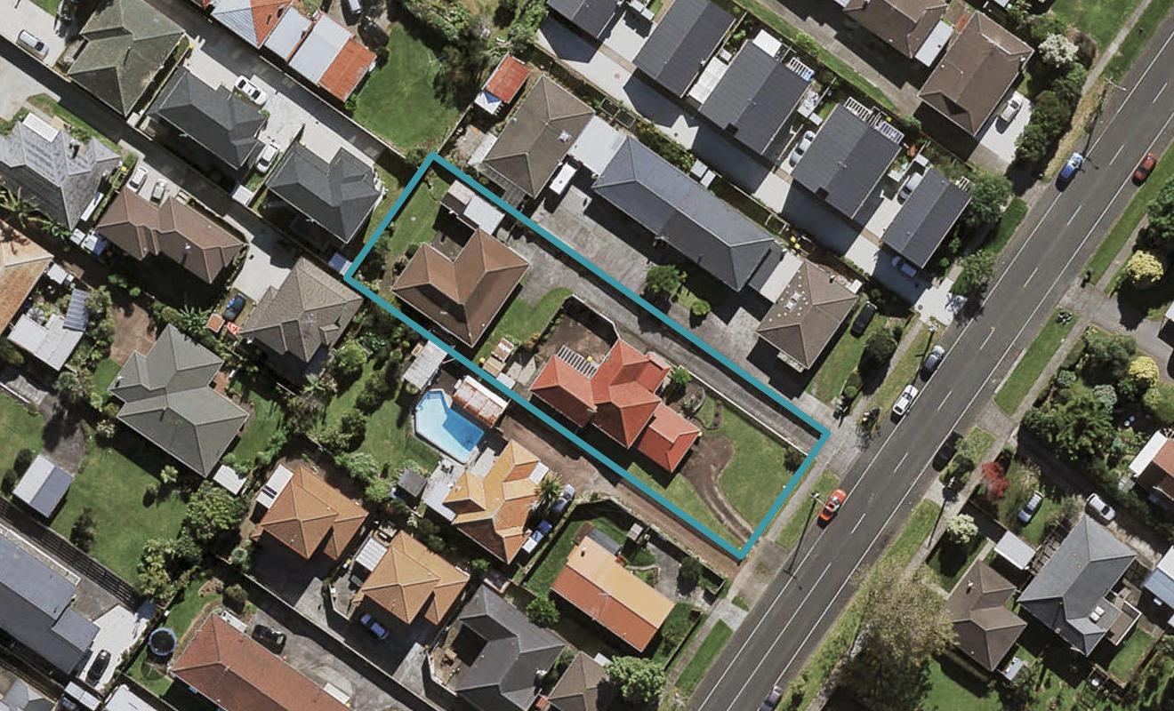 1/58 Birdwood Avenue, Papatoetoe, Auckland - Carousel 1