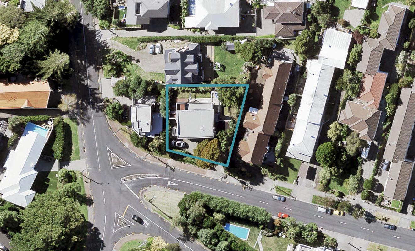 2 Bay Road, St Heliers, Auckland - Carousel 1