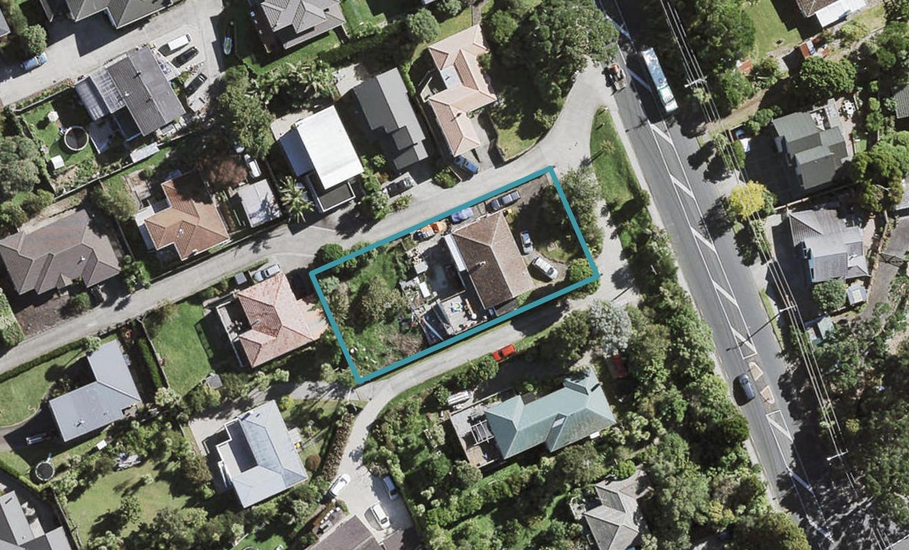 241 Titirangi Road, Titirangi, Auckland - Carousel 1