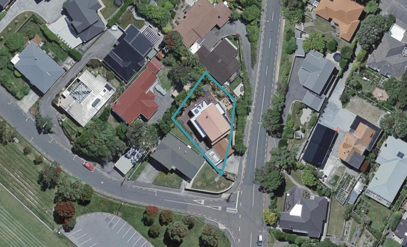 64 Cockayne Road, Khandallah, Wellington - Carousel 1
