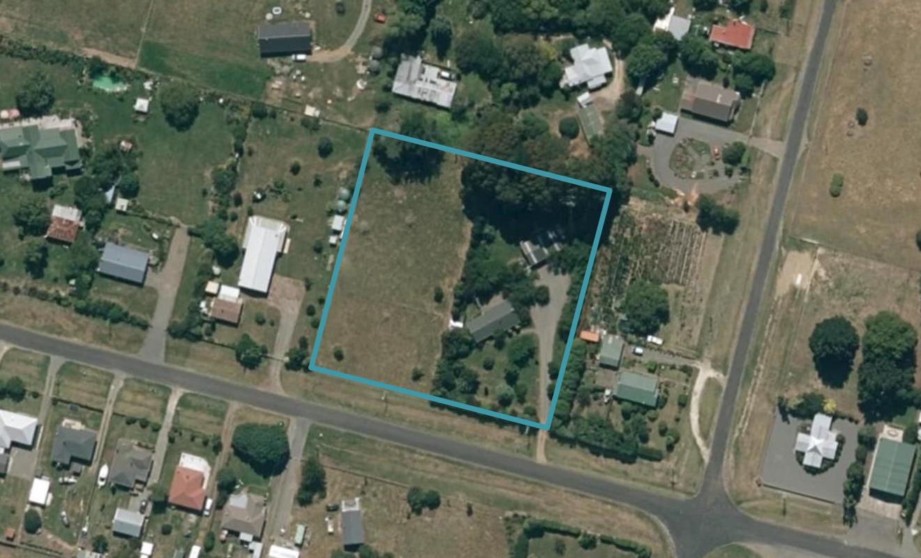 50 Owen Street, Waipawa - Carousel 1