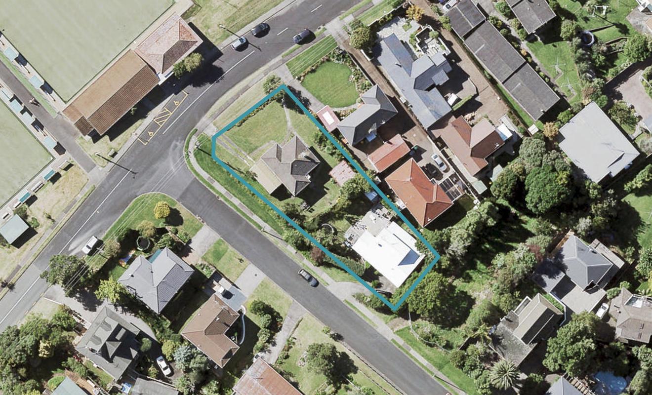 1/75 Sale Street, Howick, Auckland - Carousel 1