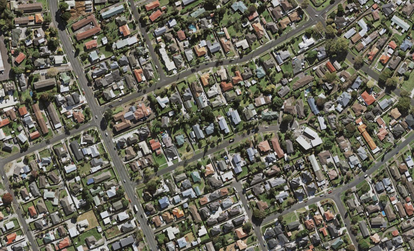 16D Grande Vue Road, Papatoetoe, Auckland - Carousel 1