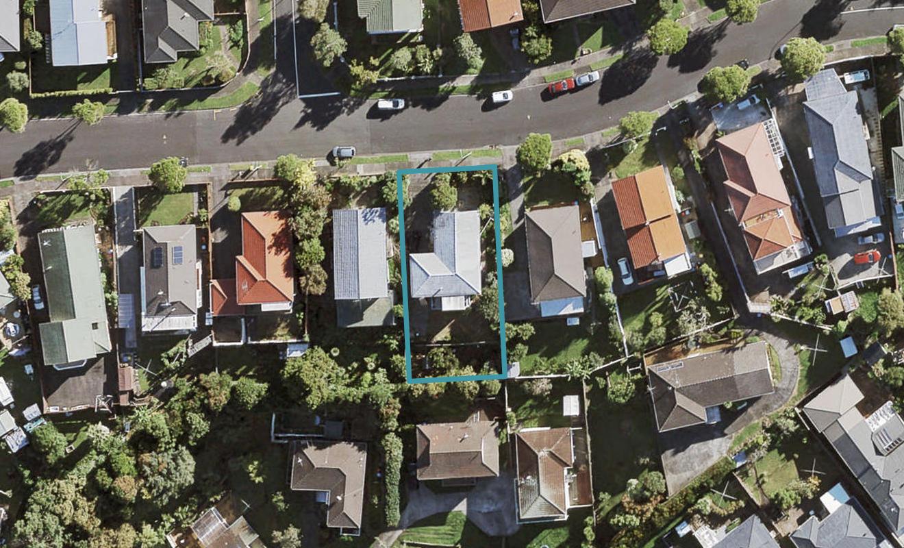 20 Trevola Street, New Windsor, Auckland - Carousel 1