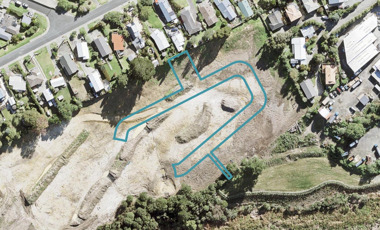 9 Whenuateitei Crescent, Stanmore Bay, Whangaparaoa - Carousel 1
