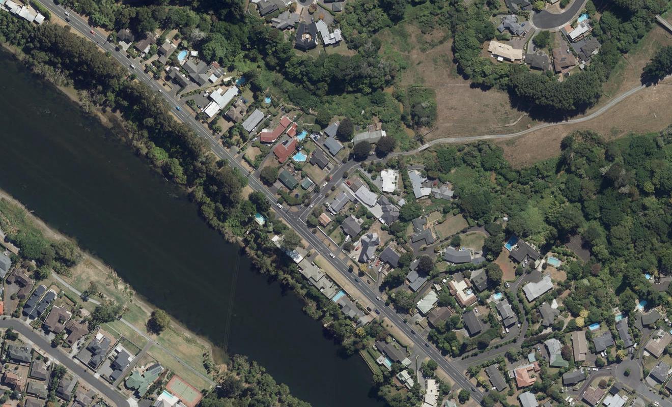 1/2 Tauhara Drive, Queenwood, Hamilton - Carousel 1