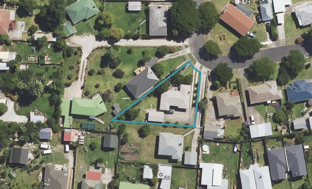 19 Ropata Street, Kaiti, Gisborne - Carousel 1