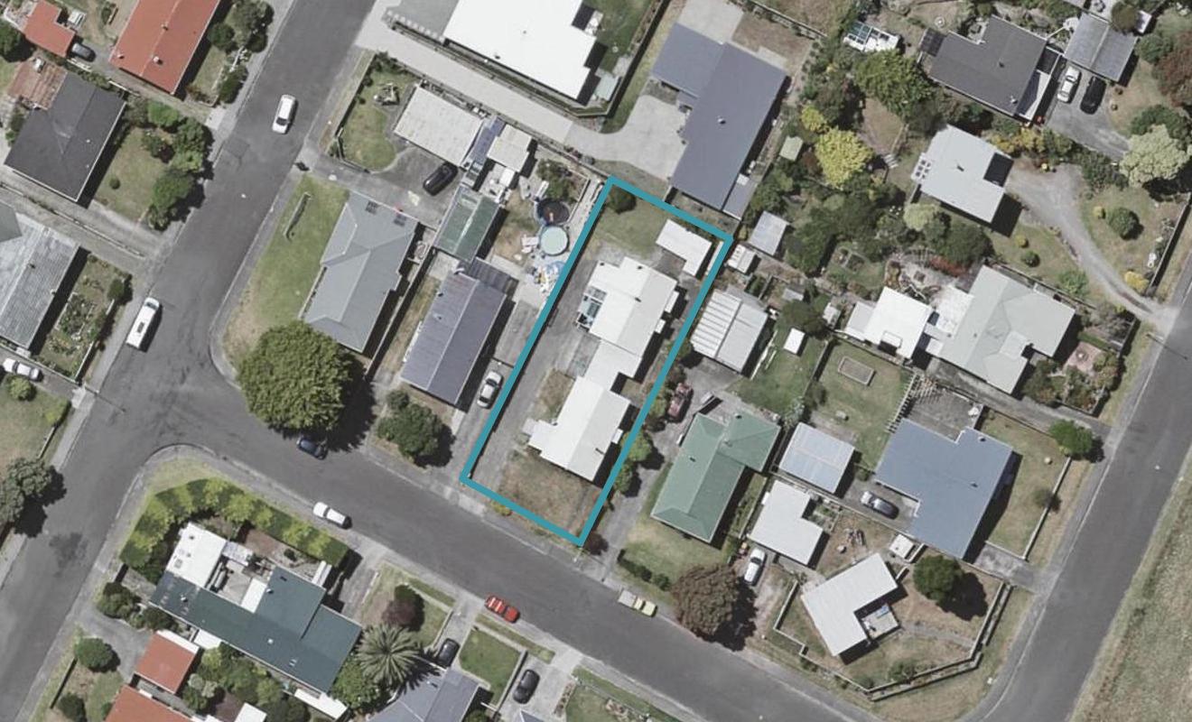 6A ROBERT MCKEEN ST, OTAKI BEACH, OTAKI - Carousel 1