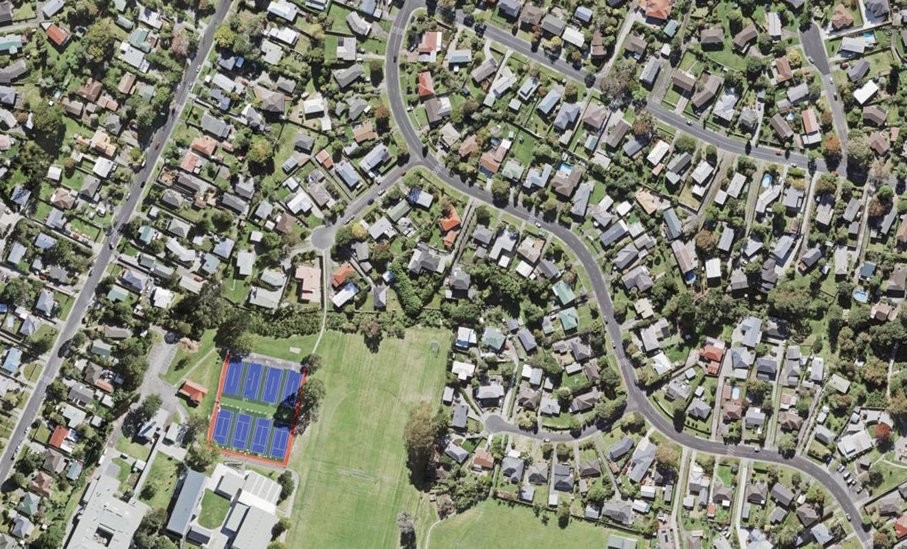 51 La Rosa Street, Green Bay, Auckland - Carousel 1